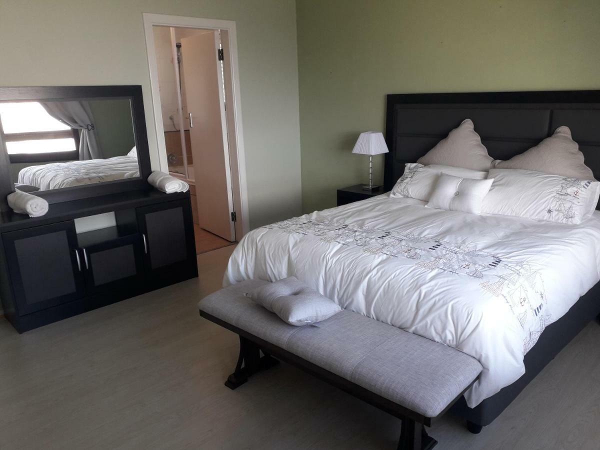 Mountain And Sea Splendor Apartment Cape Town Bagian luar foto